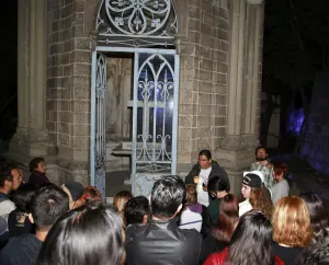 Inician recorridos culturales en el Panteón Municipal