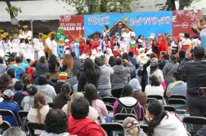 Reciben la navidad en San Pedro Cholula