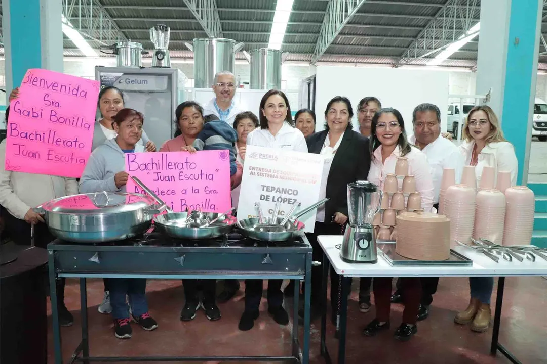 Sedif Puebla Entrega Equipamiento Tepanco