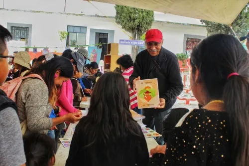 Presentan Fiesta del Libro en Náhuatl