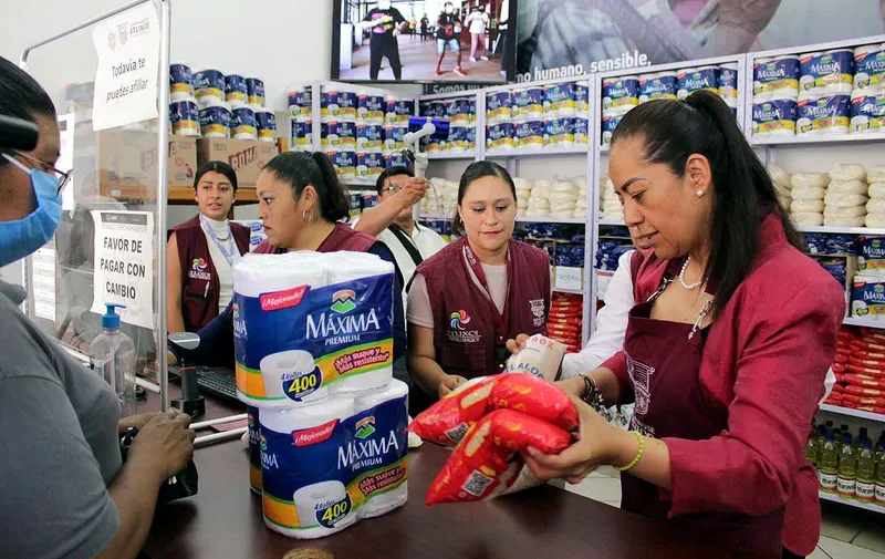 ariadna-ayala-primer-aniversario-tienda-de-abasto-popular-atlixco
