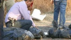 Van 62 cuerpos hallados en fosas de Jalisco y Michoacán
