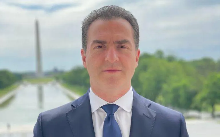 De la Garza denuncia ante la OEA injerencia de AMLO en proceso electoral de NL