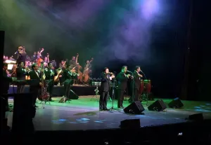 Noche inolvidable en CCU con OSBUAP y Sonora Santanera