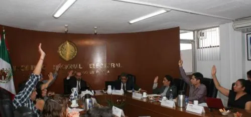 Consejo Local de Puebla aprueba a 601 observadores electorales
