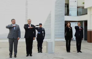 Auditoría de Puebla realiza Honores a la Bandera