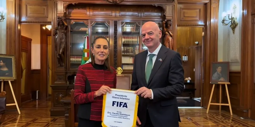 Claudia Sheinbaum y Gianni Infantino