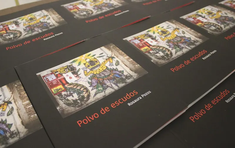 Secretaría de Cultura presenta fotolibro 'polvo de escudos'