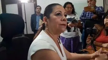 Concejos Municipales de Chignahuapan y Venustiano Carranza despachan en sede alterna por toma de alcaldías