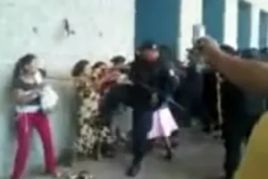 Policías agreden a mujeres indígenas en Tabasco