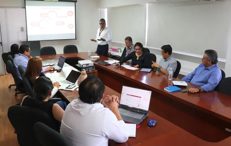 Impulsan SSG e Infraestructura proyectos en mercados municipales 