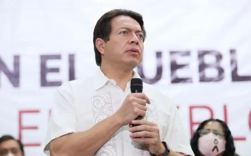 INE vuelve a validar candidatura de Mario Delgado para presidencia de Morena