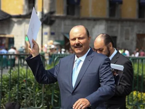 Vinculan a proceso a 4 exfuncionarios de César Duarte
