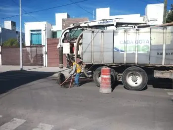 Agua de Puebla refuerza el mantenimiento de más de 2 mil kilómetros de drenaje para prevenir inundaciones