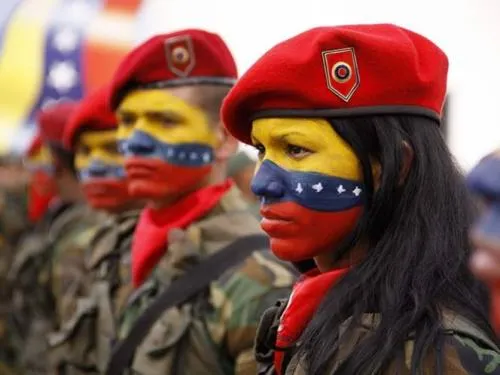 Fuerzas armadas de Venezuela llaman a evitar un derramamiento de sangre