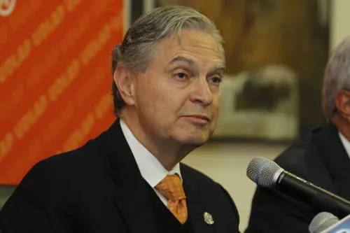 Luis Ernesto Derbez dejará la rectoría de la Udlap en agosto, postura a un cargo político