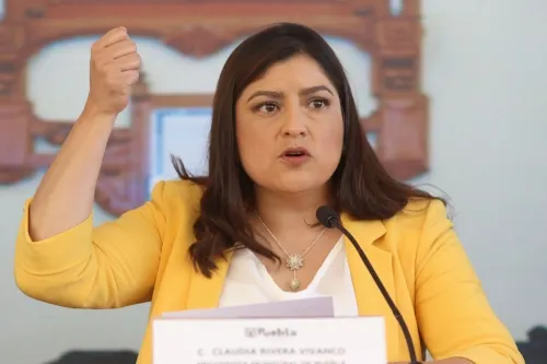 Rivera Vivanco niega enfrentamiento con Barbosa luego del anuncio de que Canoa será municipio