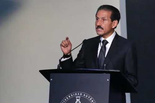 Destaca Esparza Ortiz su Plan de Desarrollo institucional para cumplir las metas en la BUAP