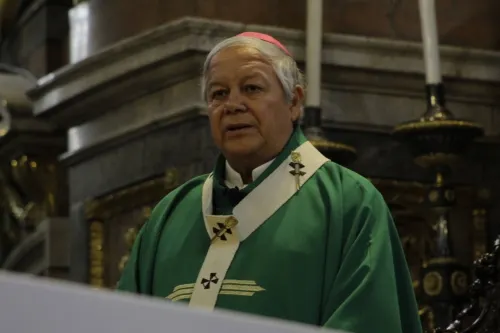 Autoridades y sociedad, deben sumar esfuerzos: Arzobispo
