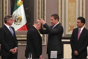 Congreso entrega medalla Gabino Barreda al rector UNAM?