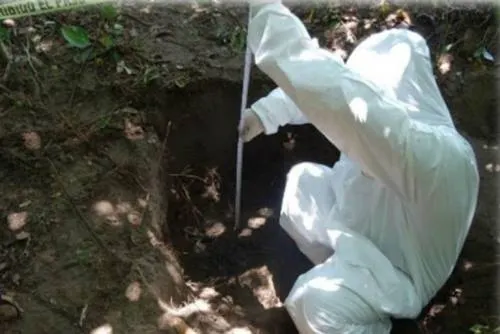 Hallan fosa clandestina con al menos 19 cuerpos en Lagos de Moreno, Jalisco