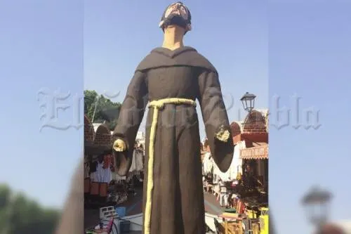 Mutilan manos a Fray Sebastián de Aparicio