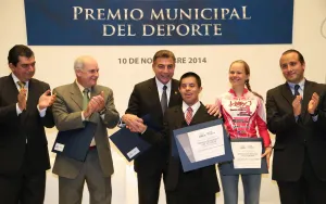 Alcalde Gali entrega Premio Municipal del Deporte