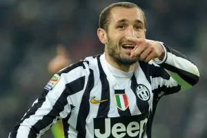 Chiellini, baja de la Juve para final de Champions
