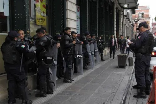 Solicitará Galindo revisión de equipamiento e indumentaria de policías