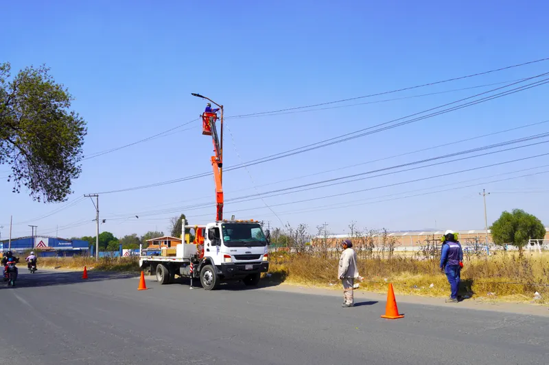 San Martín Texmelucan arranca programa “Senderos Seguros” con sustitución de luminarias