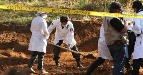 ONU exige resolver la crisis por las fosas
