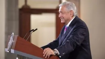 Pide AMLO denunciar tomas clandestinas en Puebla