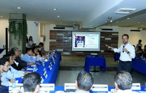 Luis Banck, representantes de hoteles y espacios turísticos del Centro Histórico unen esfuerzos