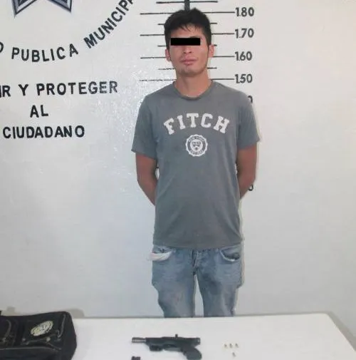 Detienen en San Pedro Cholula a sujeto por portar arma de fuego