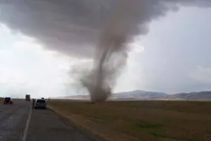 Conagua advierte clima propicio para torbellinos en Puebla