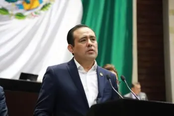 Eduardo Castillo anuncia revisión a la Ley de Migración ante políticas de Trump