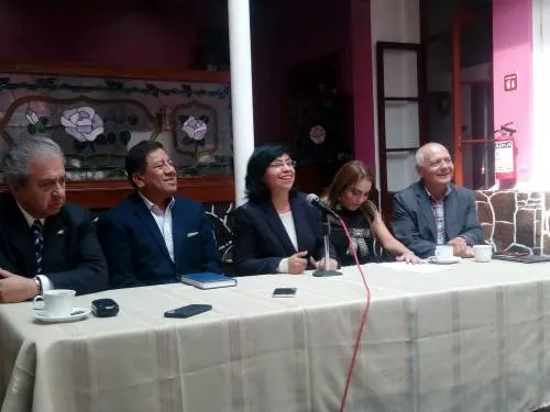 Políticos y trabajadores del Soapap se suman al movimiento antirreeleccionista poblano