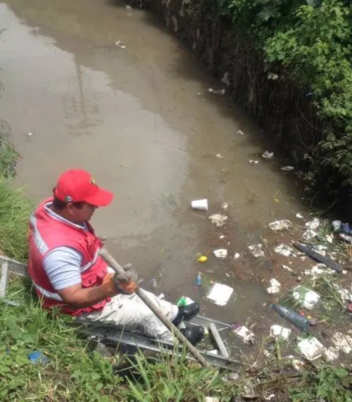 Cuautlancingo realiza trabajos de limpieza para evitar inundaciones por temporada de lluvias