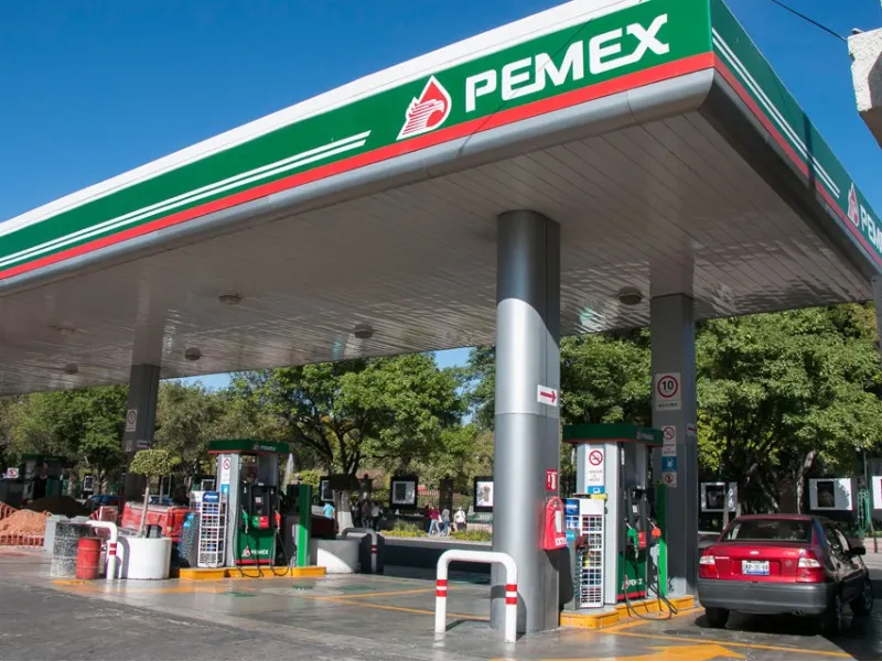 Desde este sábado se pagarán más impuesto por la gasolina