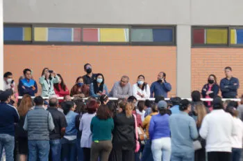 SEP no intervendrá en conflicto entre padres de familia y el Instituto Oriente
