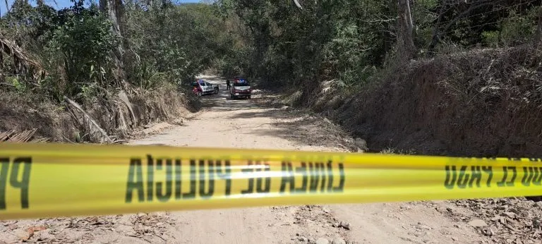 Ministeriales realizan levantamiento de cuerpo en pleno velorio