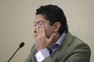 Historial negro arrastra a Salomón Escorza fuera de la UTH