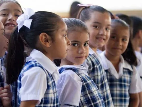 Va PRD por deducción total en pagos de colegiaturas
