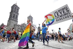 Comunidad LGBTI marcha para exigir equidad en derechos