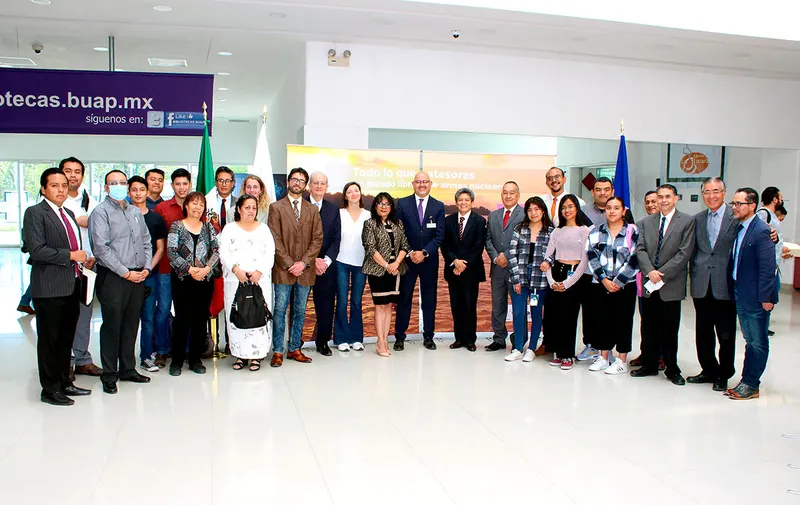 buap-exposicion-biblioteca-central-universitaria