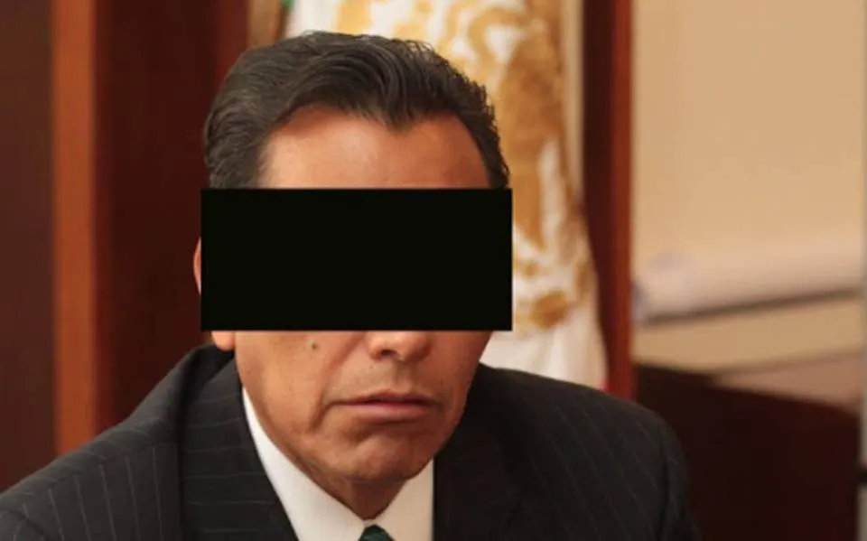 Sale de la cárcel Facundo Rosas, ex comisionado de la Policía Federal