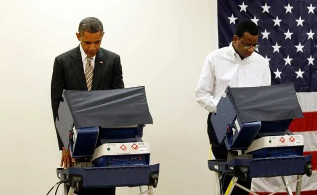 Obama se adelanta; vota en Chicago antes de la elección