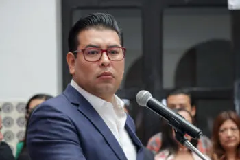 Recibe Congreso de Puebla solicitud de licencia del priista Néstor Camarillo