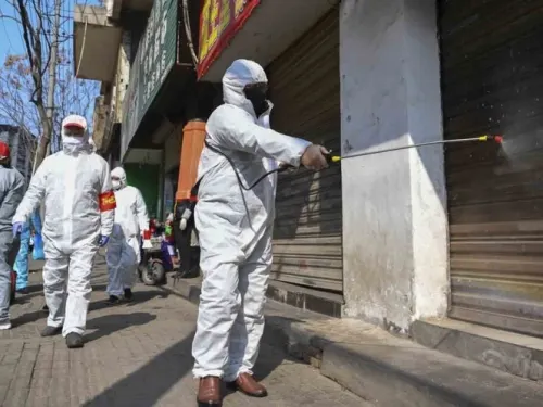 Ya son más de mil 350 muertos por coronavirus en China