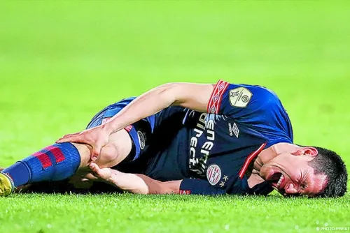 Chucky Lozano pierde el resto de la temporada con PSV, y está en riesgo para la Copa Oro